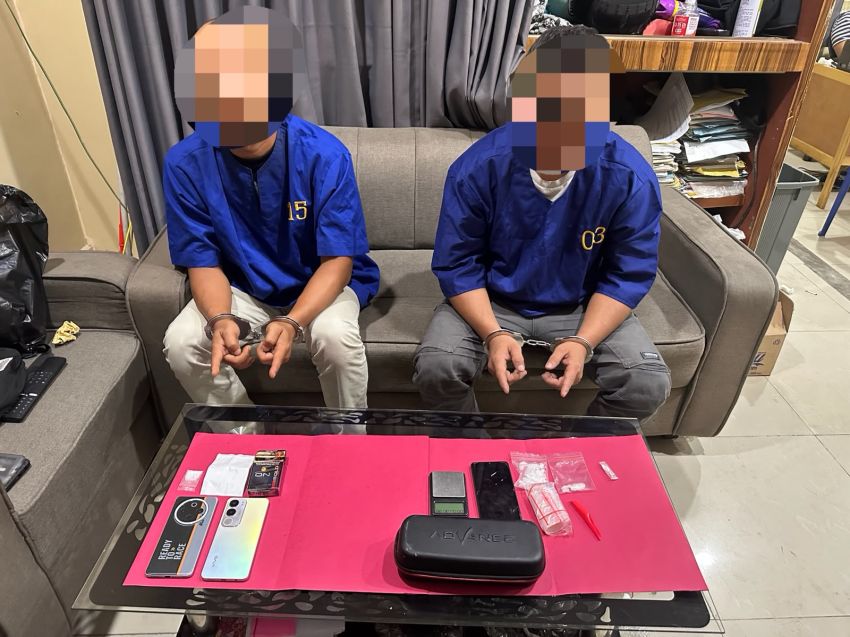 Digrebek di Dapur Pelaku Buang Sabu Dalam Kotak Hitam