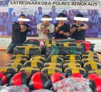Gunakan Mobil Yaris, Polisi Amankan 28,9 Kg Sabu 122.000 Ekstasi dan 4 Tersangka di Bengkalis