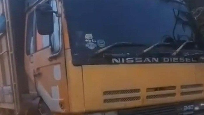Disuruh Melansir Material, Sopir Memutilasi Truk Juragan Terhipnotis Bujukan Kawan