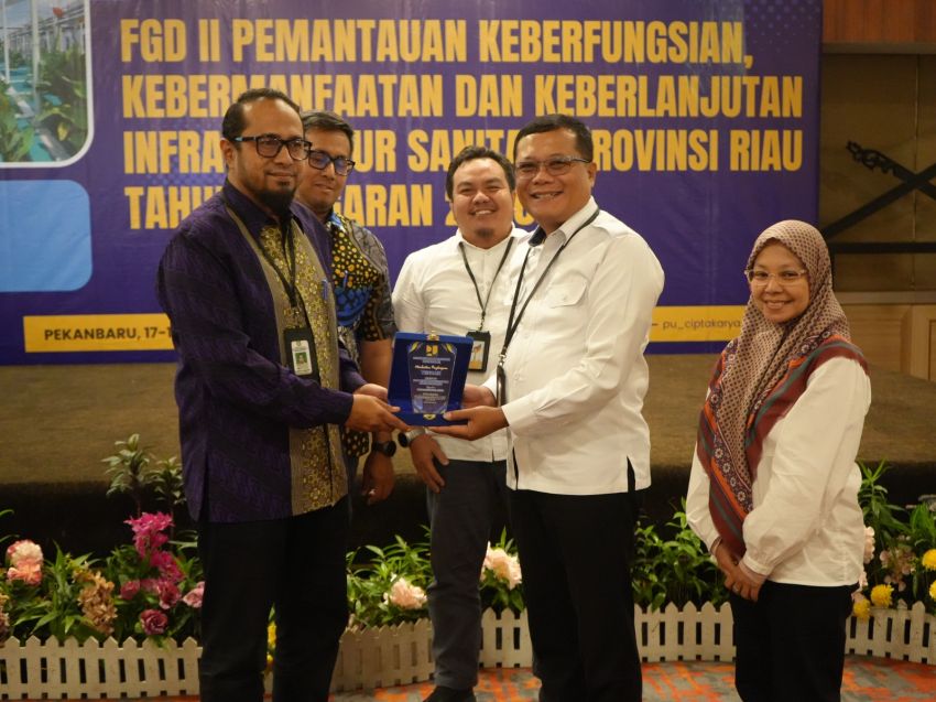 Bangun Pengelolaan Sanitasi, Kota Dumai Raoih Penghargaan Terbaik se Riau